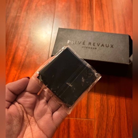 Prive Revaux - The Candy Sunglasses with wiping cloth and the case - New - Picture 6 of 8